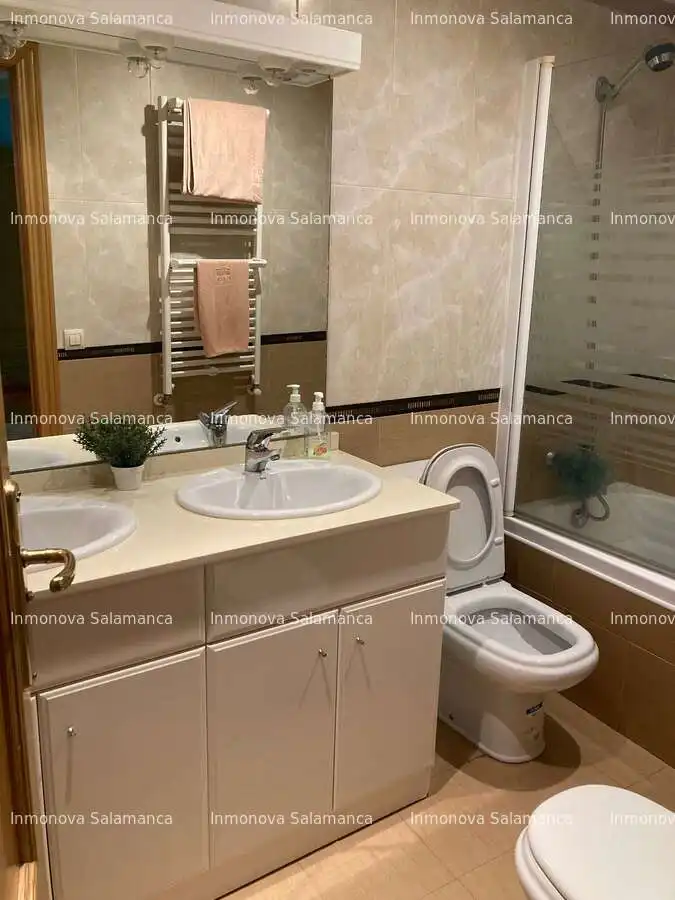 Flat with balcony to rent in Chinchibarra - Capuchinos, imagen 13