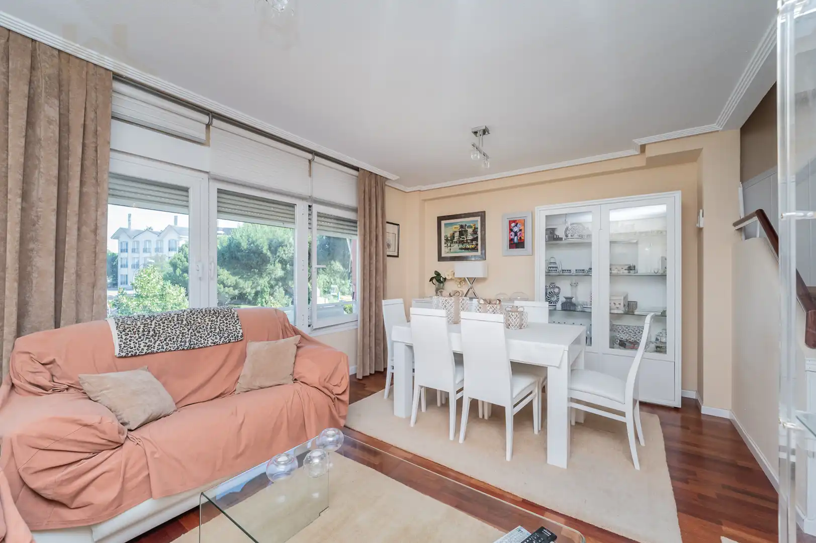 Comedor de Dúplex en venta en Torrelodones con Aire acondicionado, Calefacción y Jardín privado