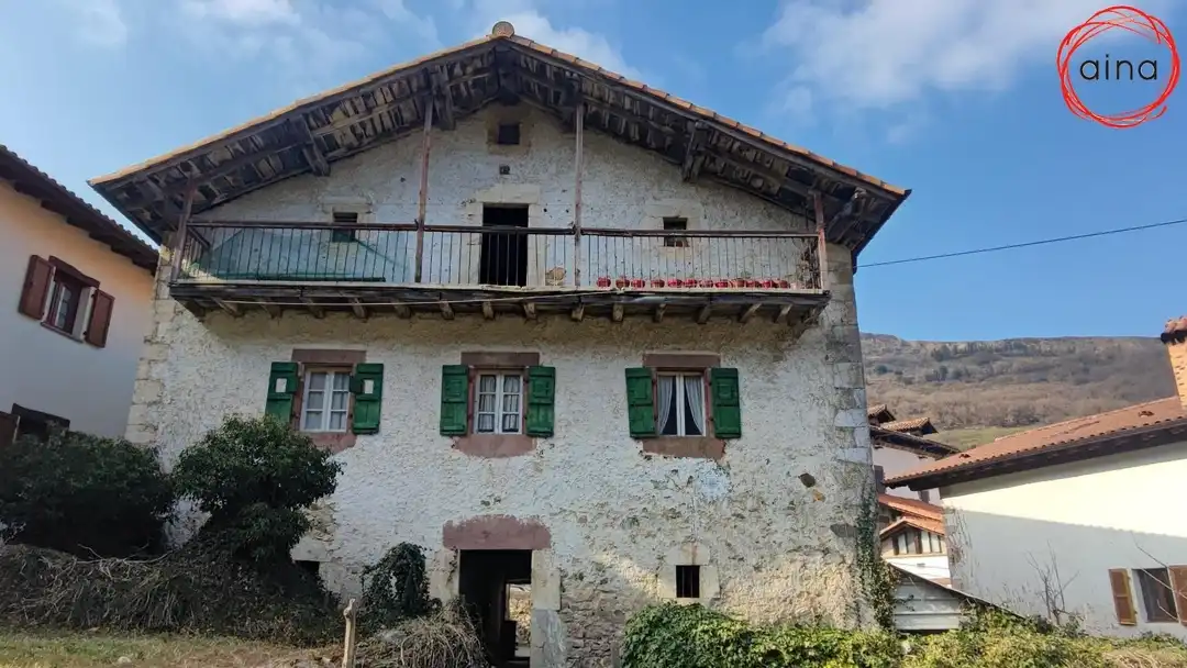 Vista exterior de Casa o xalet en venda en Baztan amb Jardí privat