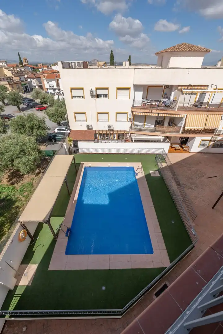 Piscina de Piso en venta en Gójar con Terraza, Trastero y Balcón