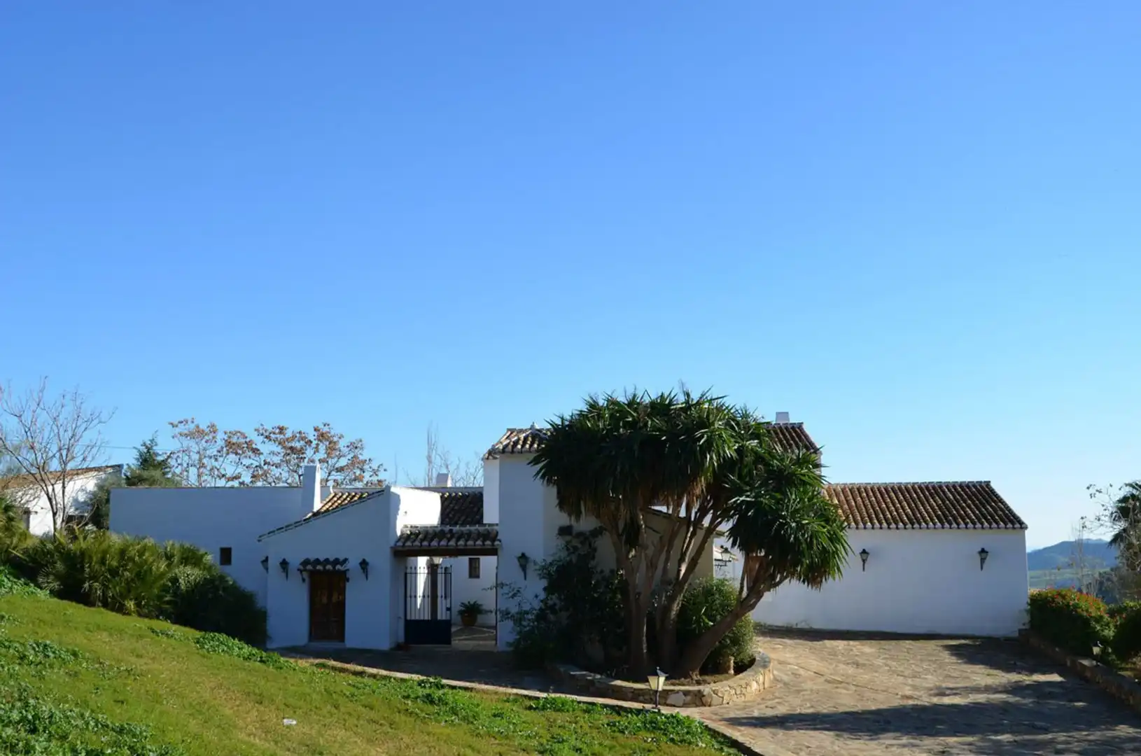 Exterior view of Country homes for sale in Villanueva de la Concepción  with Terrace