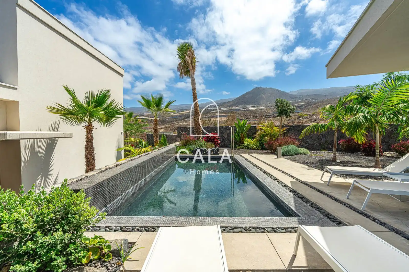 Vista exterior de Casa o chalet en venta en Guía de Isora con Aire acondicionado, Calefacción y Terraza