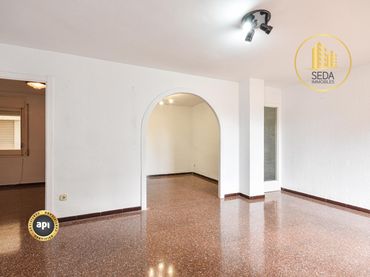 Flat with balcony for sale in Carrer de Roca i Roca