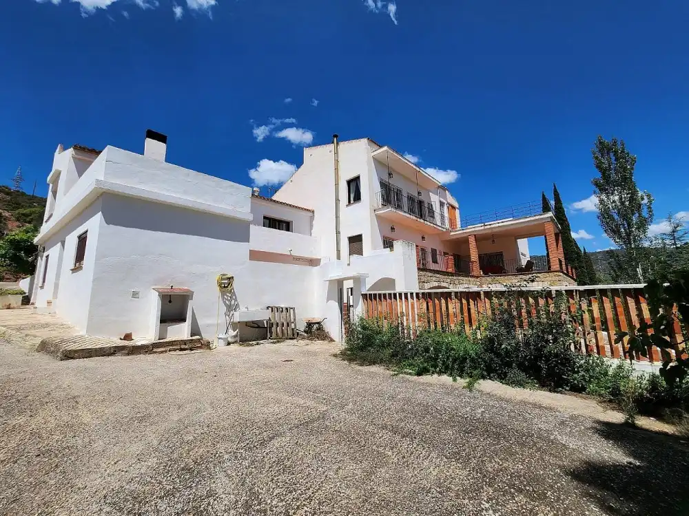 Vista exterior de Casa o chalet en venta en Jalance