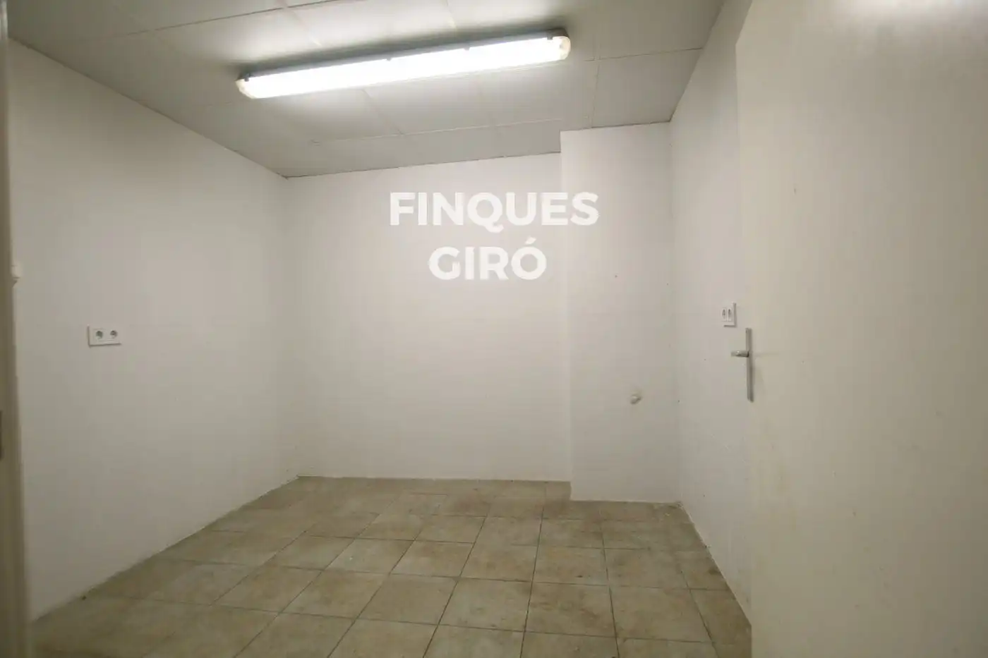 Business premises to rent in via dels paisos catalans, imagen 6