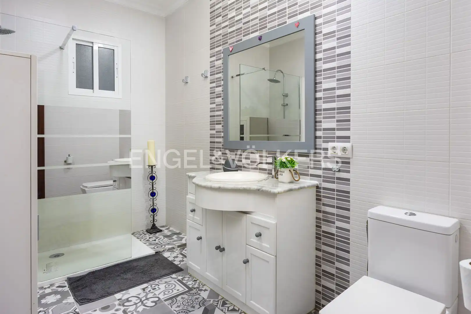 Baño de Casa o chalet en venta en Chiclana de la Frontera con Aire acondicionado, Calefacción y Jardín privado