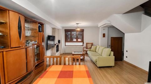 CASA EN IBI CON GARAJE, PATIO, CHIMENEA,
