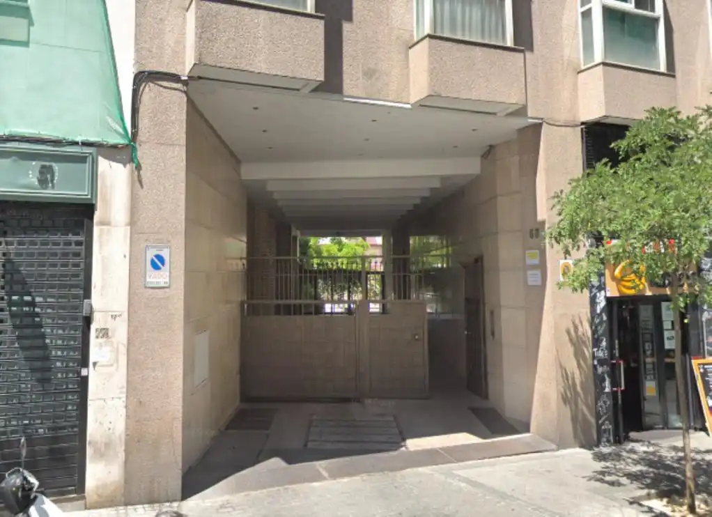 Parking with lift for sale in ALONSO CANO, imagen 2