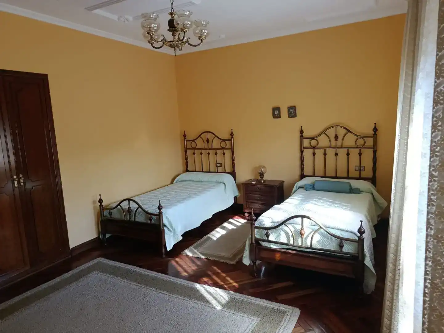 Dormitori de Pis en venda en Chantada amb Jardí privat, Parquet i Traster