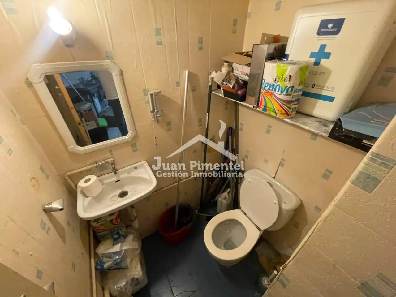 Baño de Local de alquiler en Estepona Pueblo