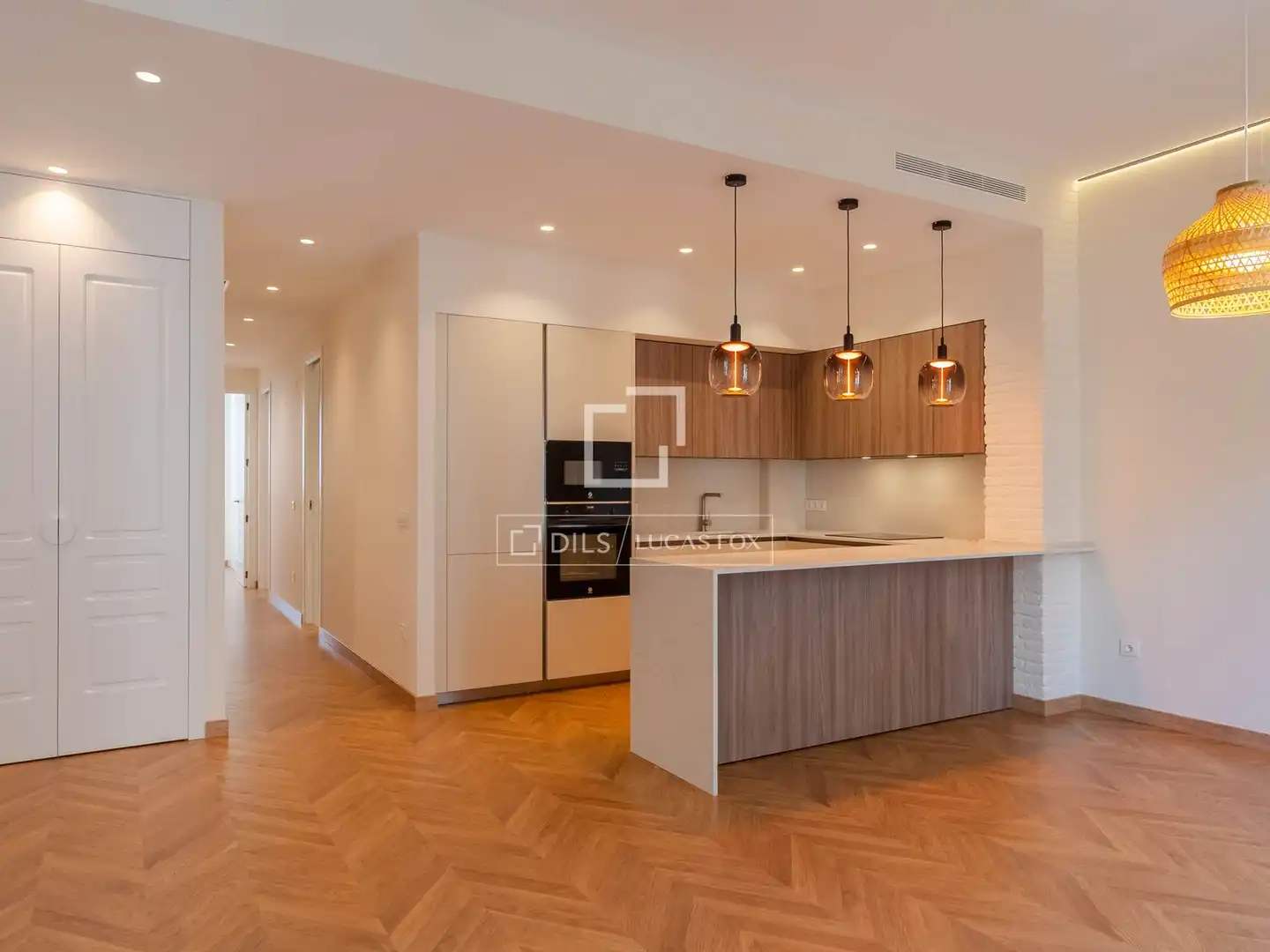 Cuina de Pis de lloguer en Valencia amb Aire condicionat, Calefacció i Parquet
