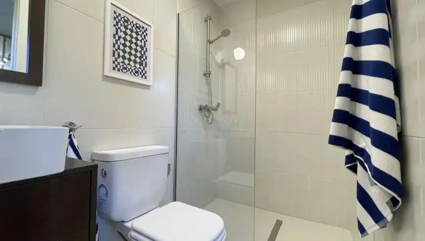 Flat with lift for sale in Carrer del Foc, imagen 5
