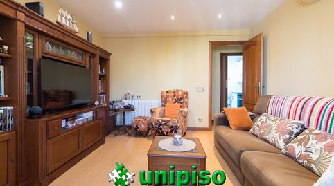 Foto 3 de Piso en venta en Santos, Leganés