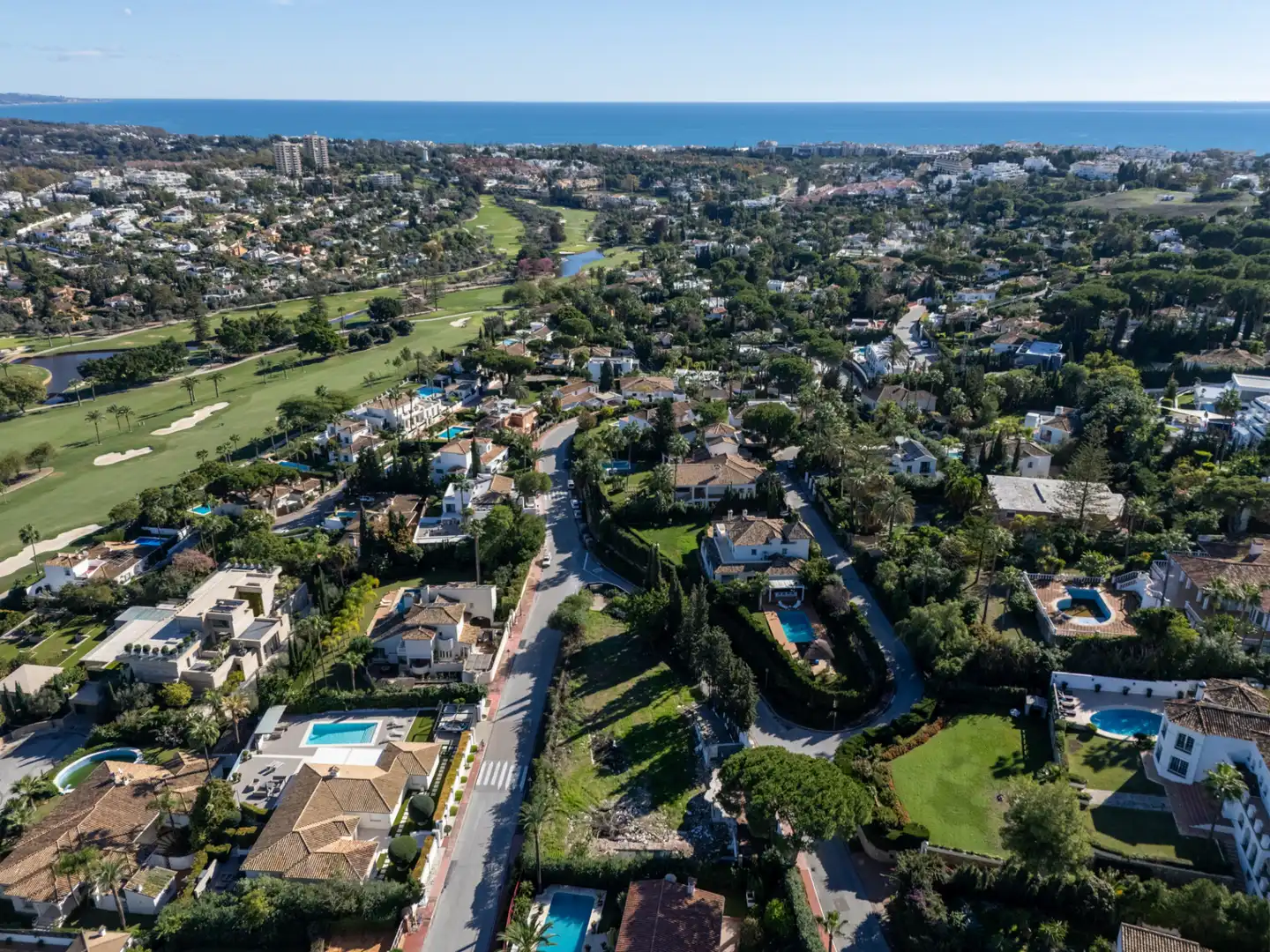 Vista exterior de Casa o chalet en venta en Nueva Andalucía