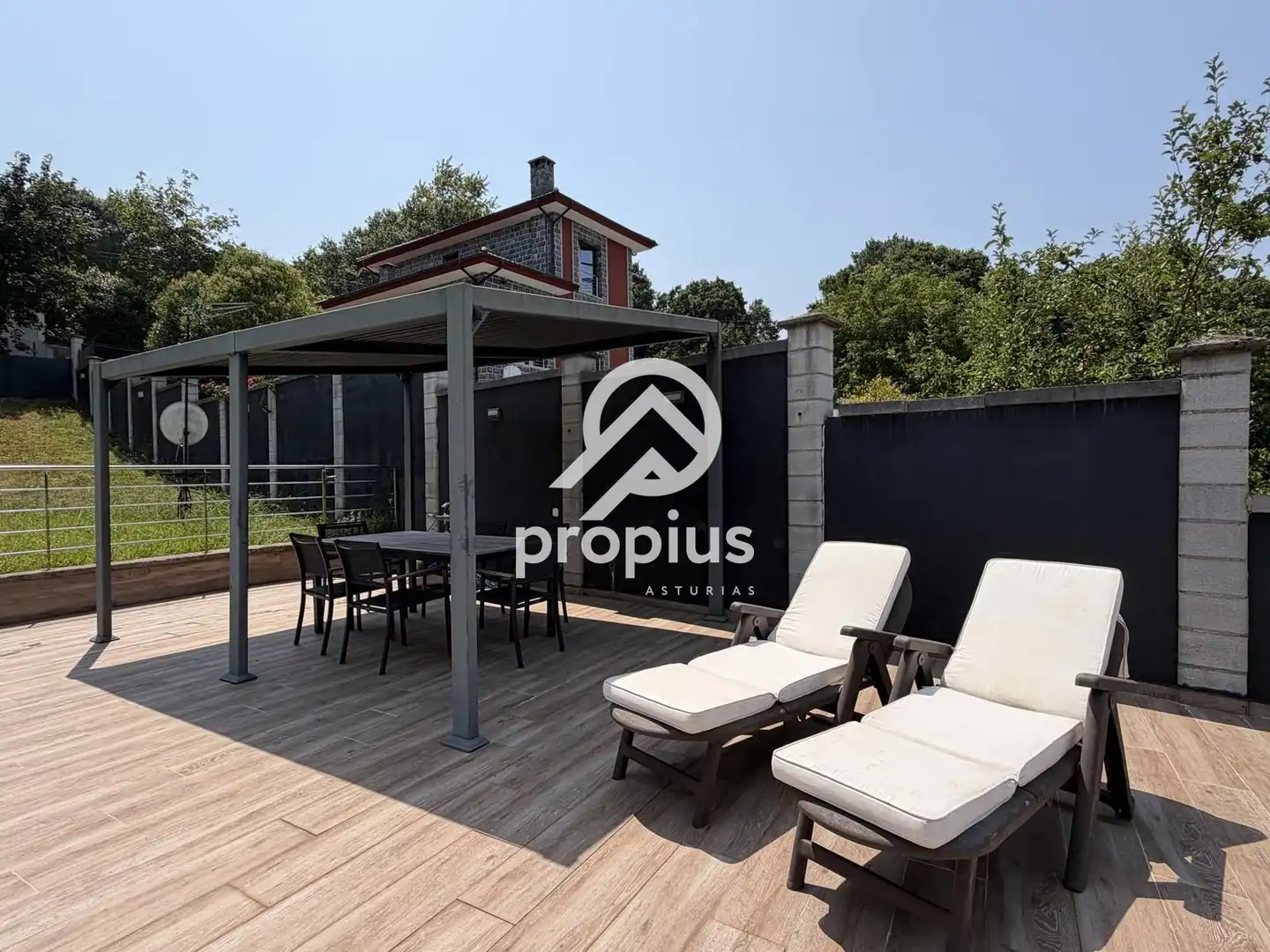 Terraza de Casa o chalet en venta en Cangas de Onís con Calefacción, Terraza y Trastero