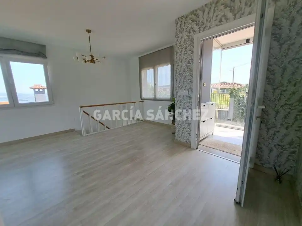 Houses for sale in Boiro  with Furnished