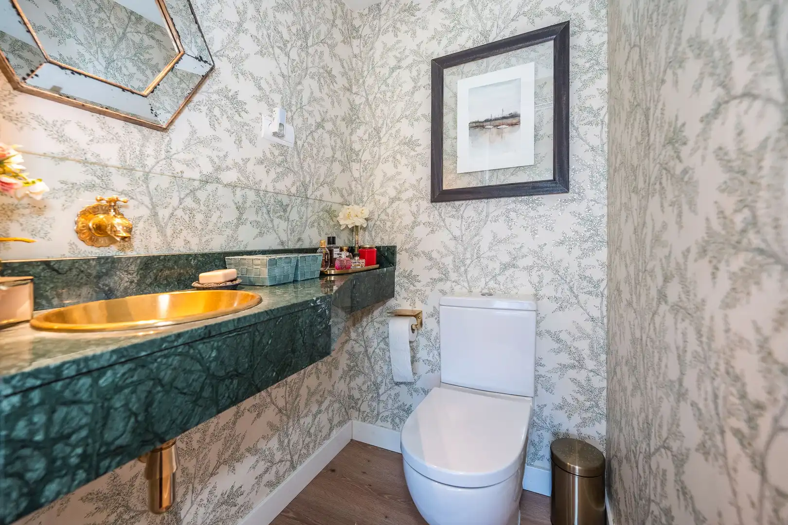 Bathroom of Flat for sale in La Moraleja  with Air Conditioner, Heating and Private garden