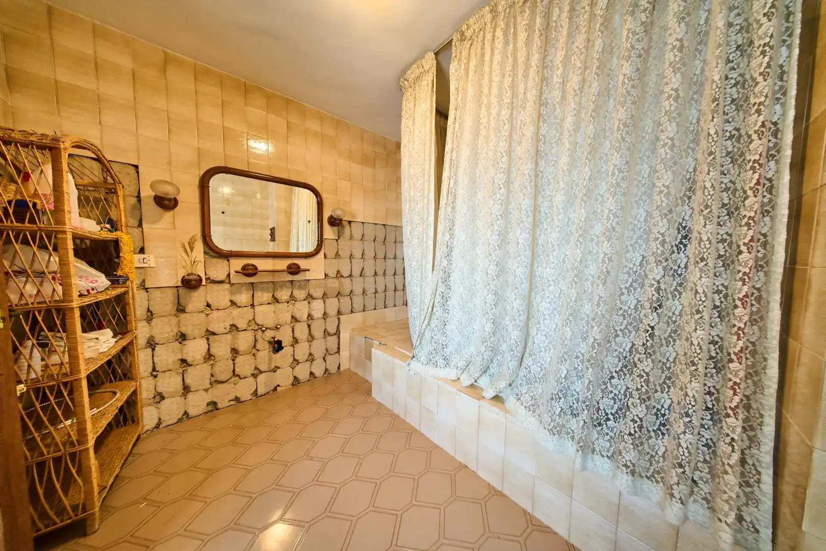 Bathroom of Flat for sale in Alhendín