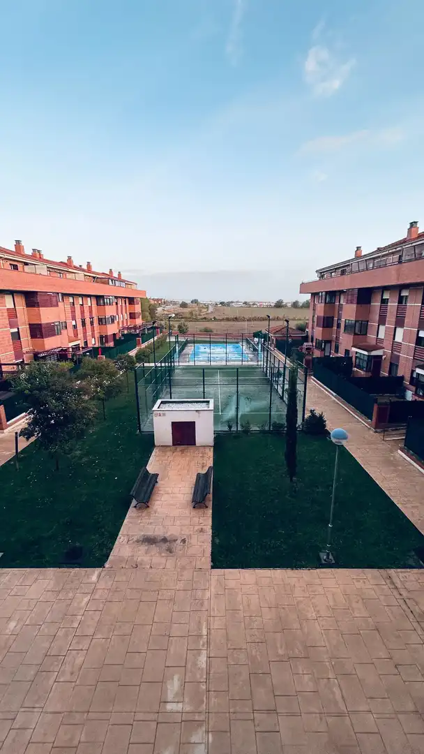 Swimming pool of Flat for sale in Cistérniga  with Heating, Storage room and Furnished
