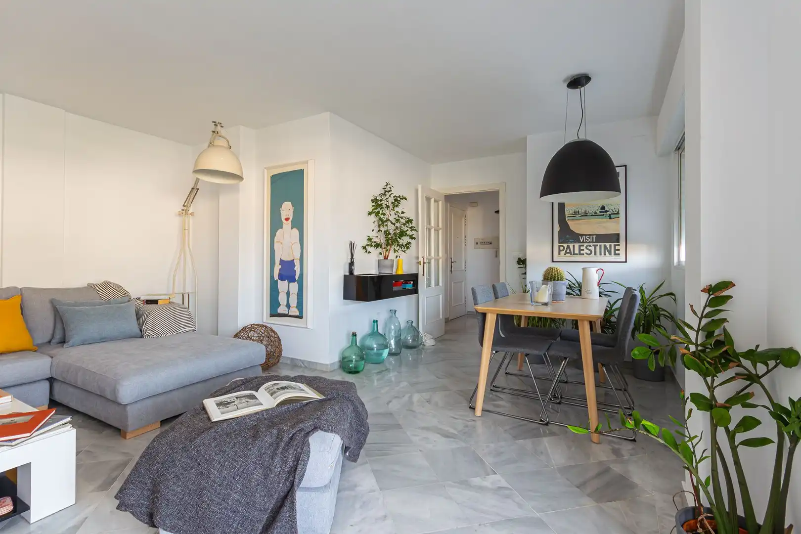 Sala de estar de Ático de alquiler en Almuñécar con Aire acondicionado, Terraza y Amueblado