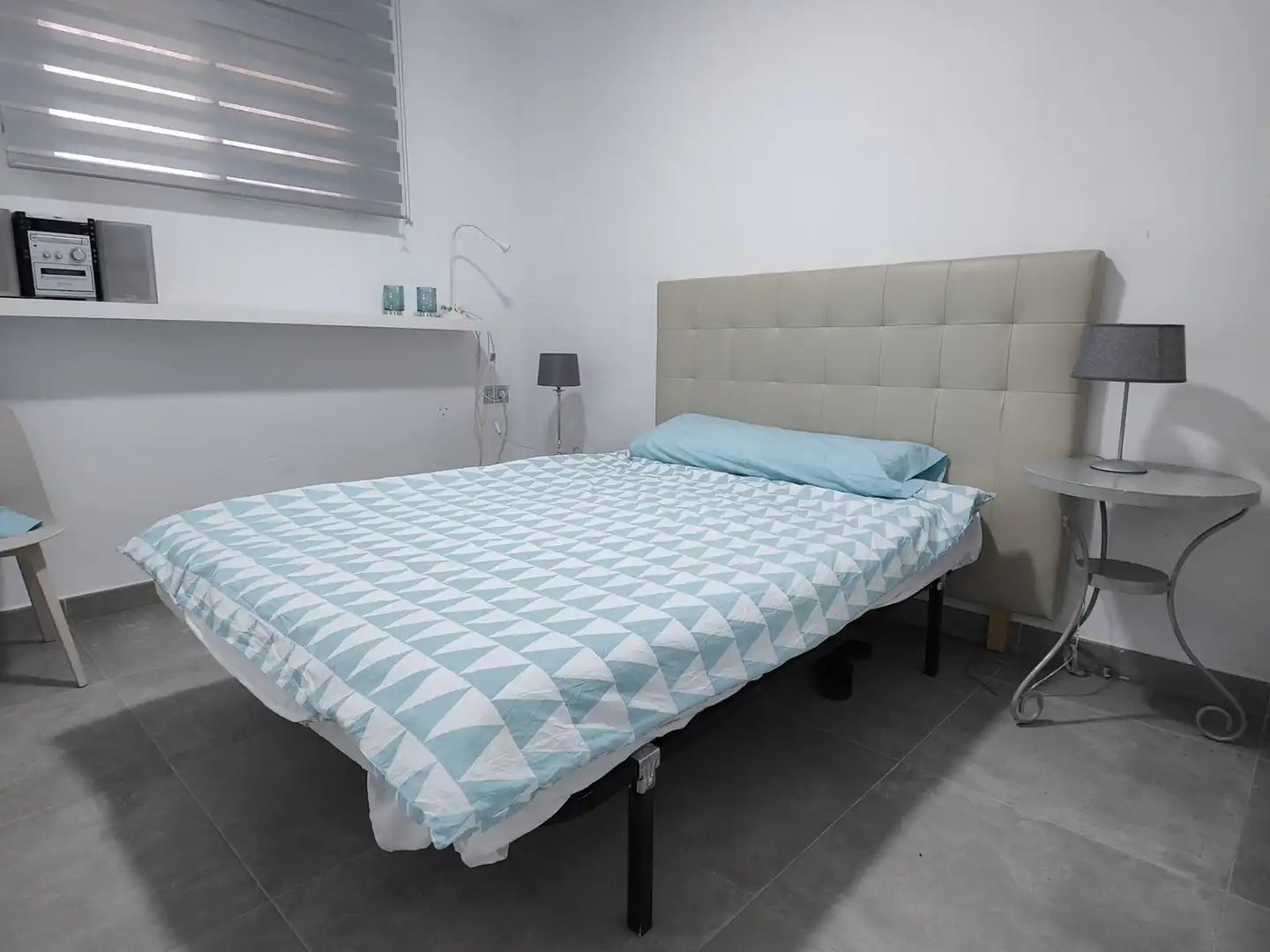 Habitación de Apartamento de alquiler en Almuñécar con Aire acondicionado, Calefacción y Terraza
