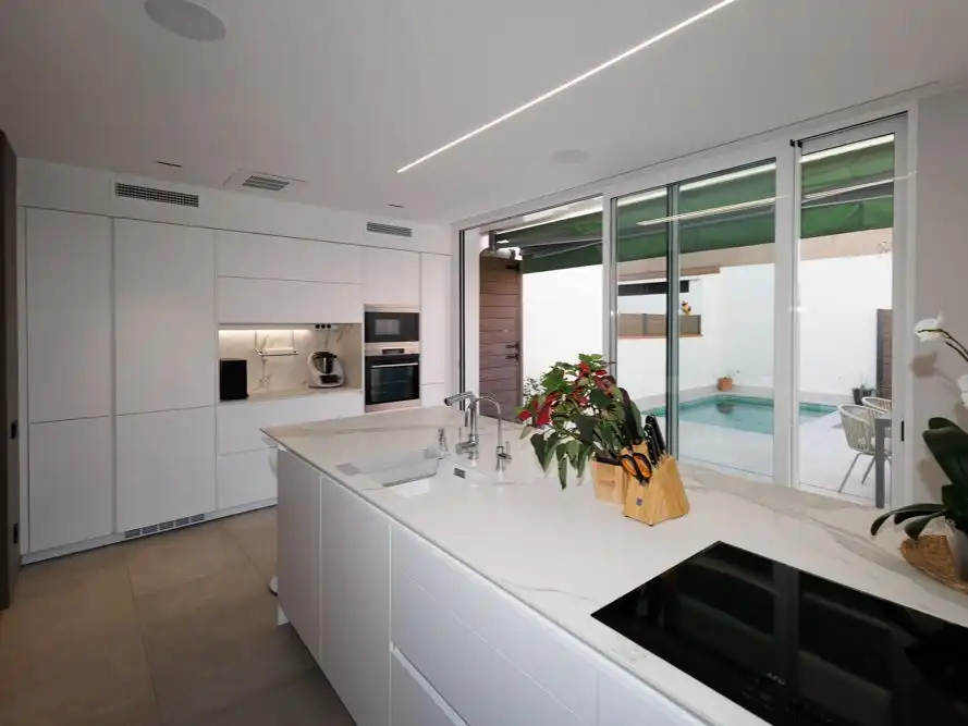 Maison mitoyenne avec jardin à vendre à Carrer de Josep Renom 0