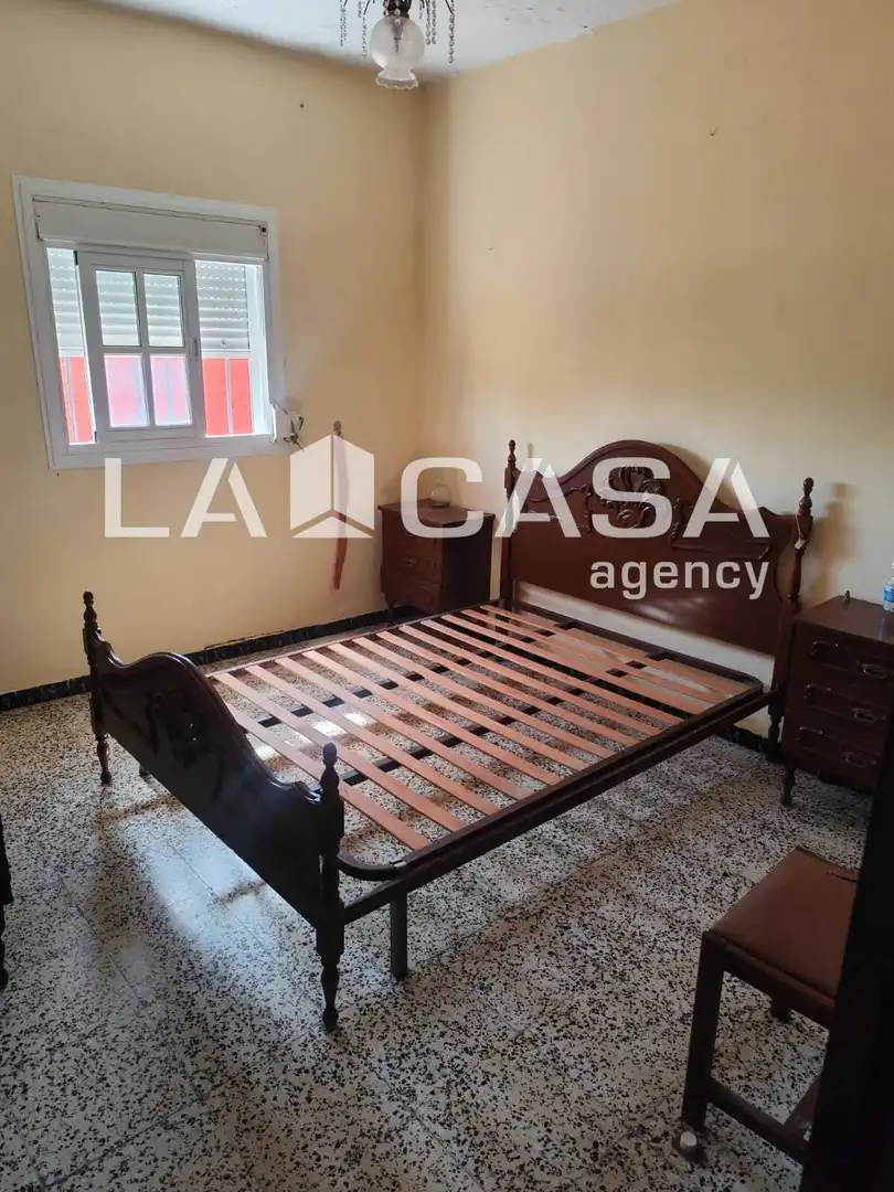 Dormitori de Casa o xalet en venda en Algeciras