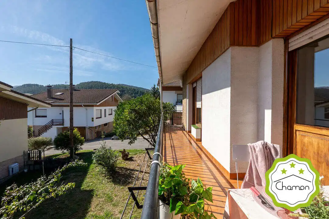 Detached house with garden for sale in Ugao- Miraballes, imagen 4