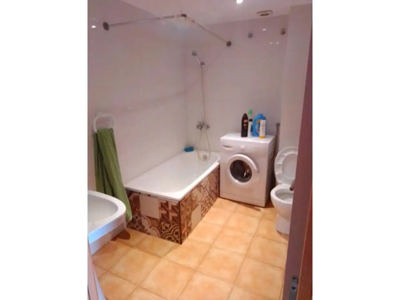 Bathroom of Flat for sale in Manresa  with Heating, Parquet flooring and Balcony