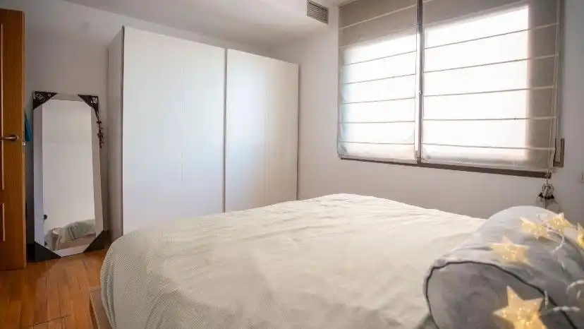 Dormitori de Dúplex en venda en Sabadell amb Aire condicionat, Calefacció i Parquet