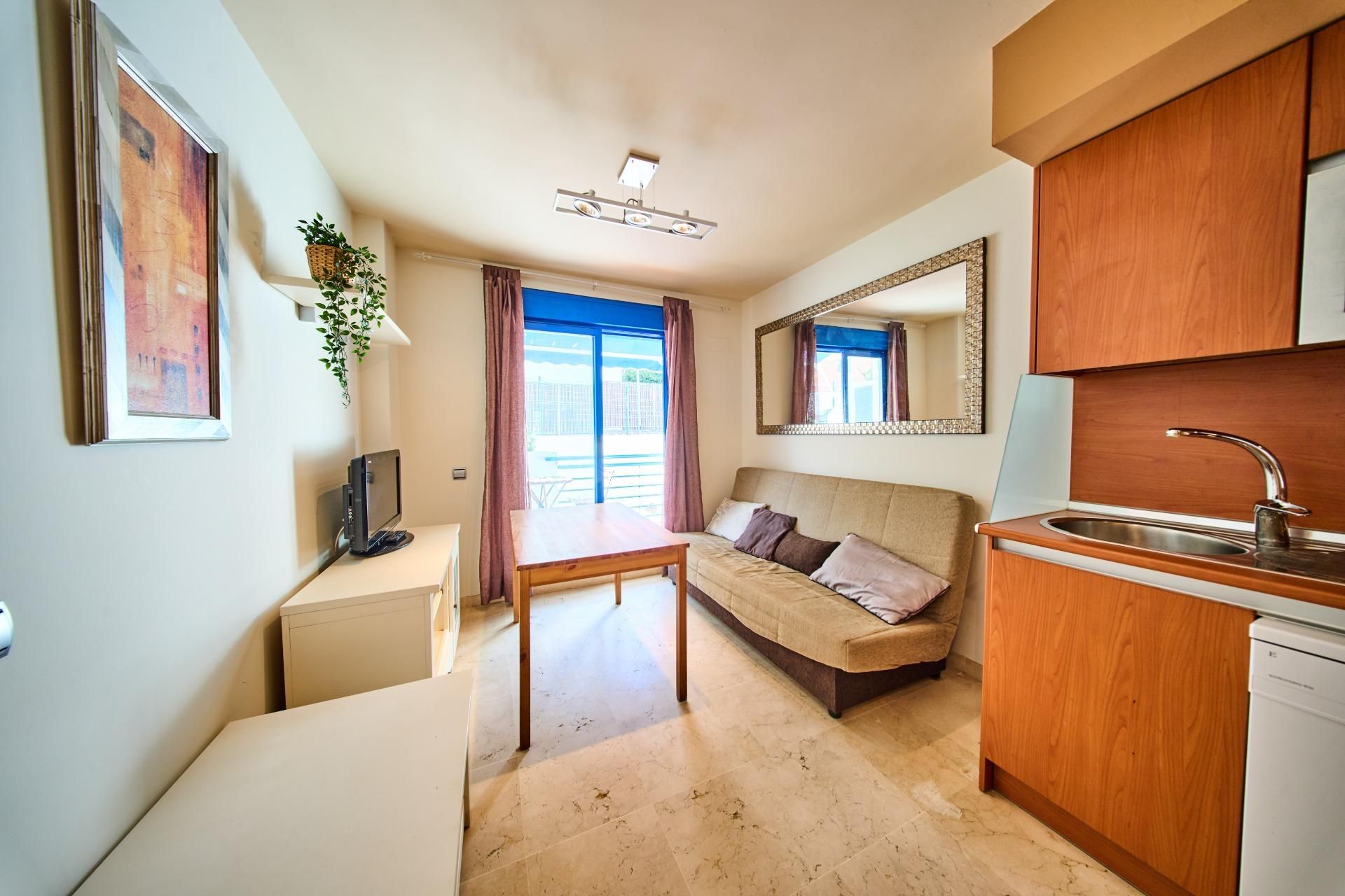 Habitación de Apartamento en venta en Benalmádena con Aire acondicionado, Calefacción y Terraza