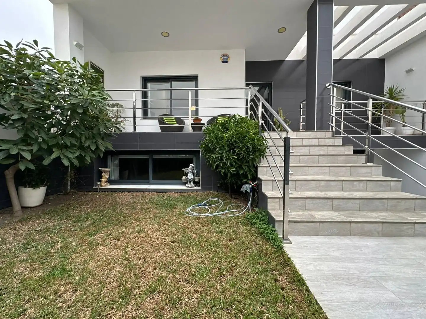 Terrassa de Casa o xalet en venda en Vélez-Málaga amb Aire condicionat, Calefacció i Jardí privat