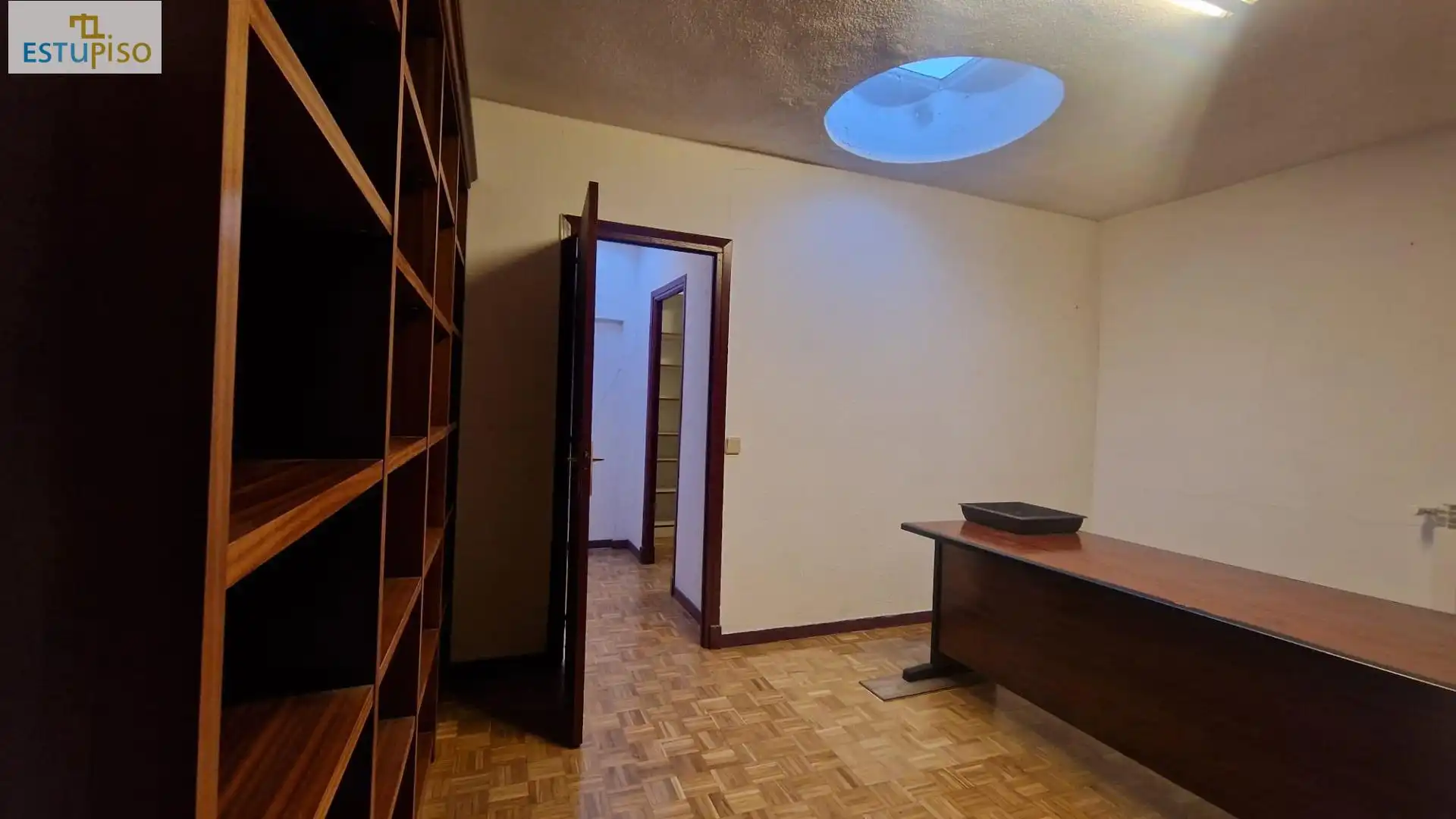 Büro zum Verkauf in Vitoria - Gasteiz mit Möbliert
