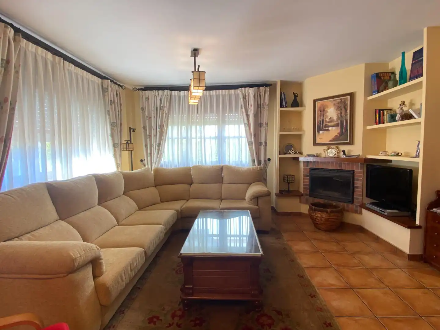 Sala de estar de Casa adosada de alquiler en Ribadesella con Calefacción y Terraza