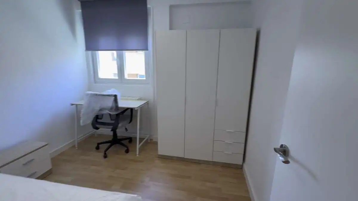 Habitación de Piso de alquiler en Alfacar con Aire acondicionado, Calefacción y Amueblado