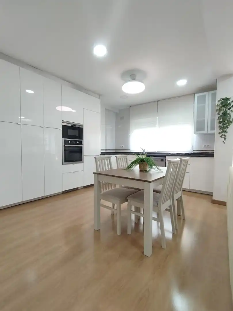 Cocina de Piso de alquiler en Murcia con Aire acondicionado, Calefacción y Amueblado