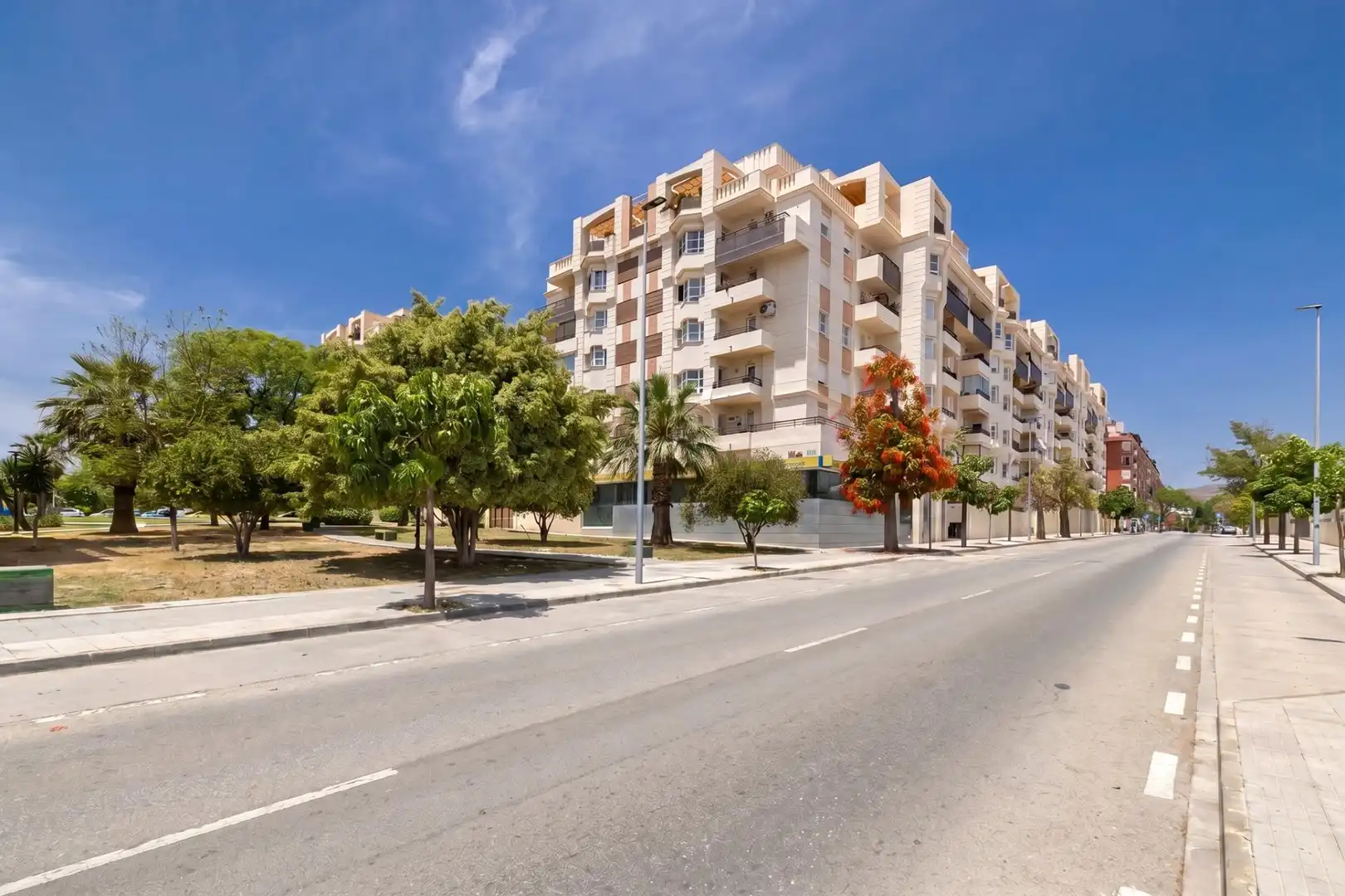 Vista exterior de Pis en venda en Málaga amb Aire condicionat, Terrassa i Moblat