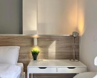 Bedroom of Flat to rent in Salamanca Capital  with Air Conditioner, Furnished and Pets allowed
