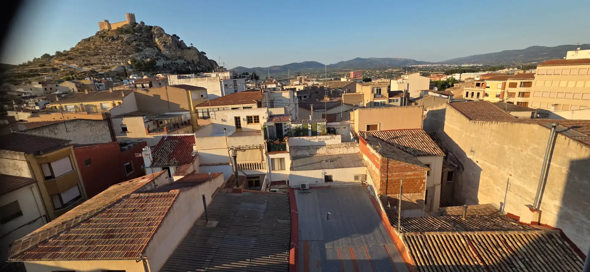 Vista exterior de Piso en venta en Castalla con Balcón