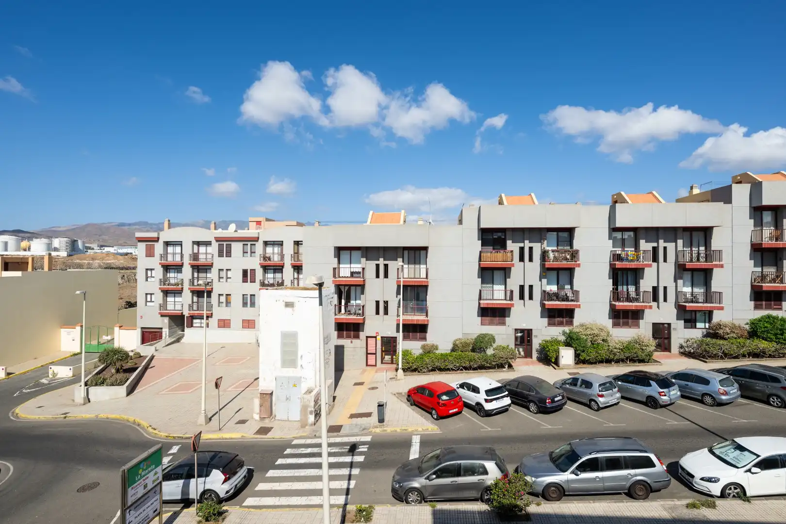Außenansicht von Wohnung zur Miete in Telde mit Klimaanlage, Terrasse und Möbliert