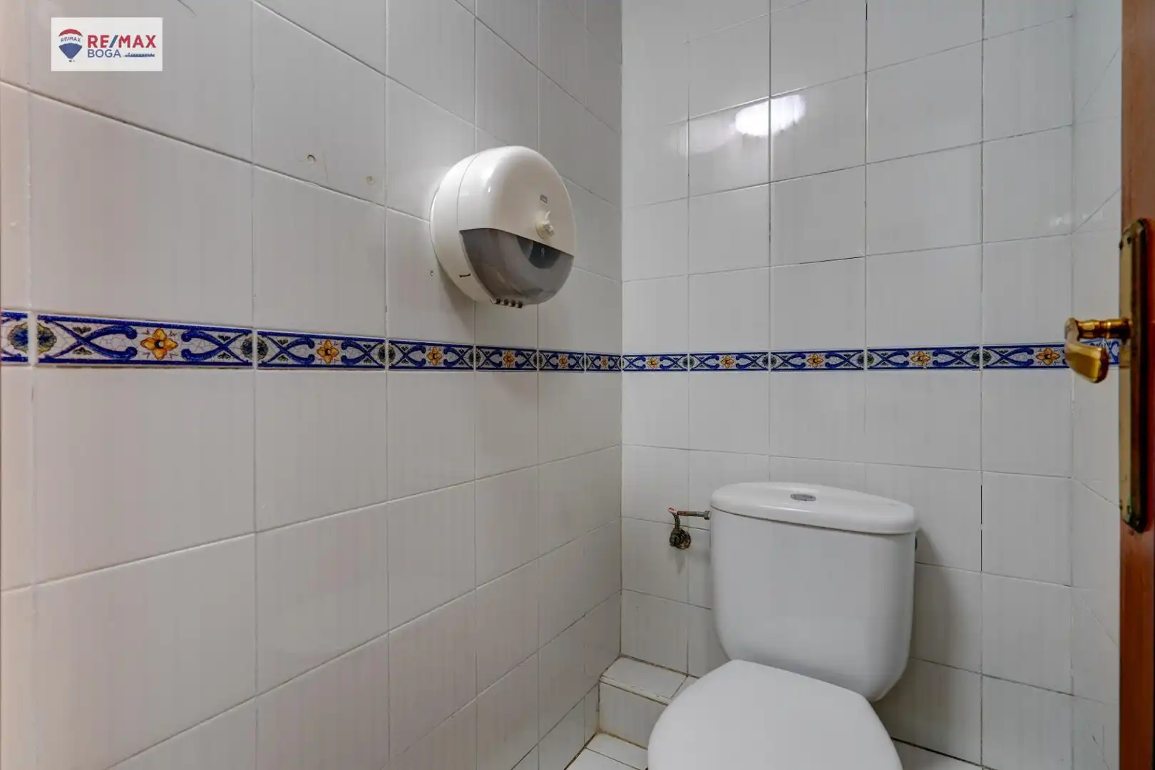 Business premises for sale in Paseo de Mons, imagen 28
