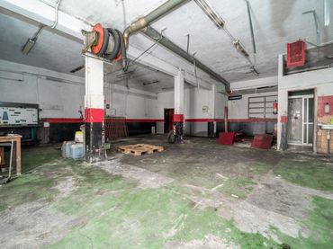Local comercial en venda a Calle ISLAS ALEUTIANAS