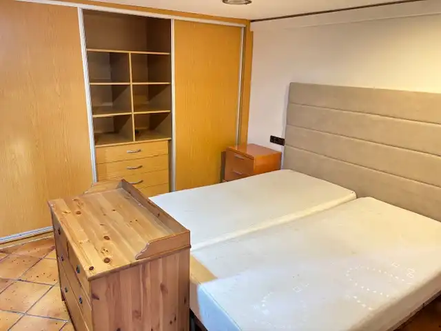 Habitación de Casa adosada en venta en Santa Eulàlia de Ronçana con Aire acondicionado, Calefacción y Jardín privado