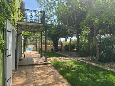 Casa rústica con balcón en venta en Banyeres del Penedès