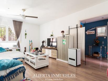 Flat for sale in Venta del Olivar