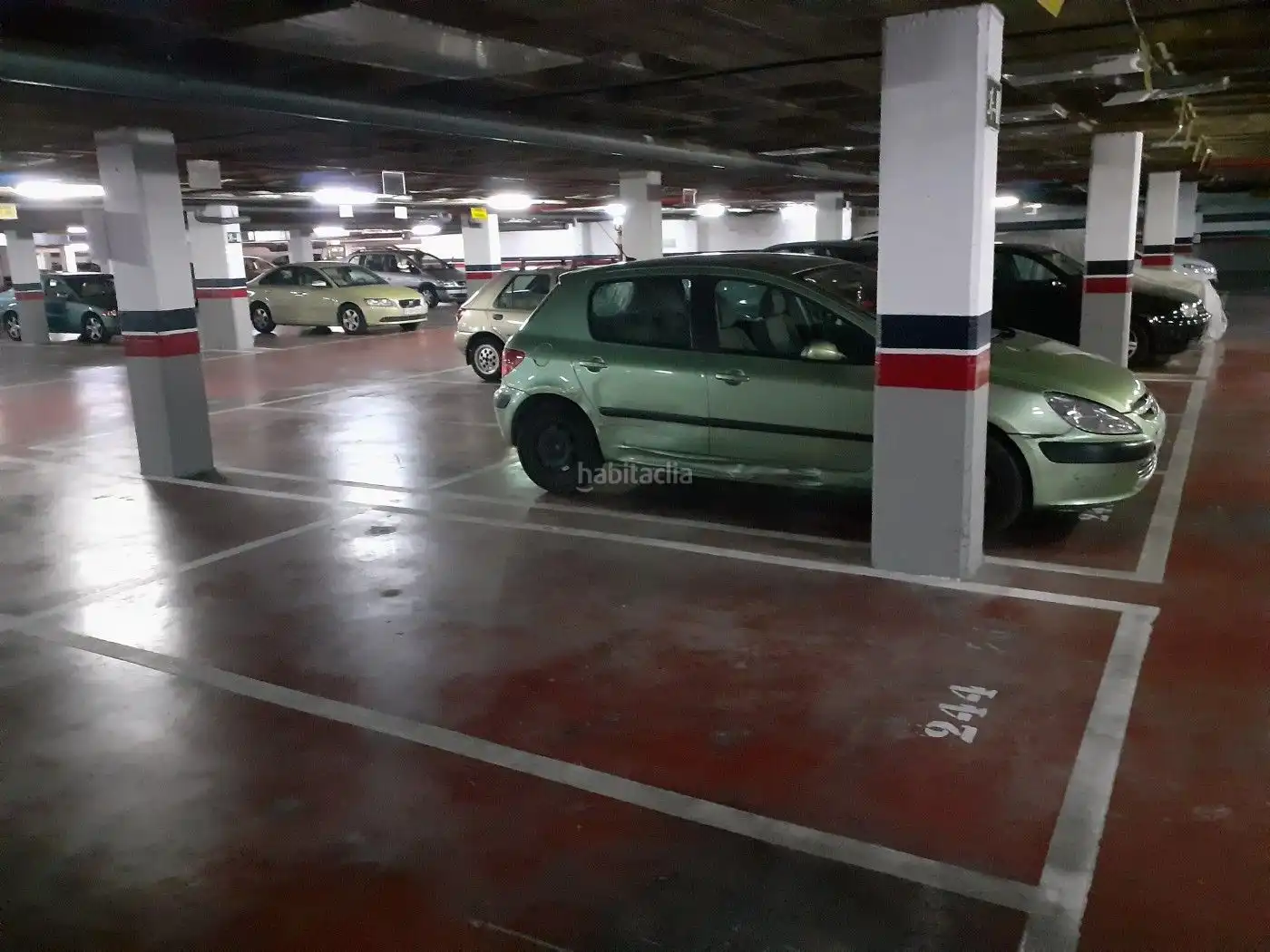Parkplatz zur Miete in Calle Castillo de Olvera 7, imagen 5