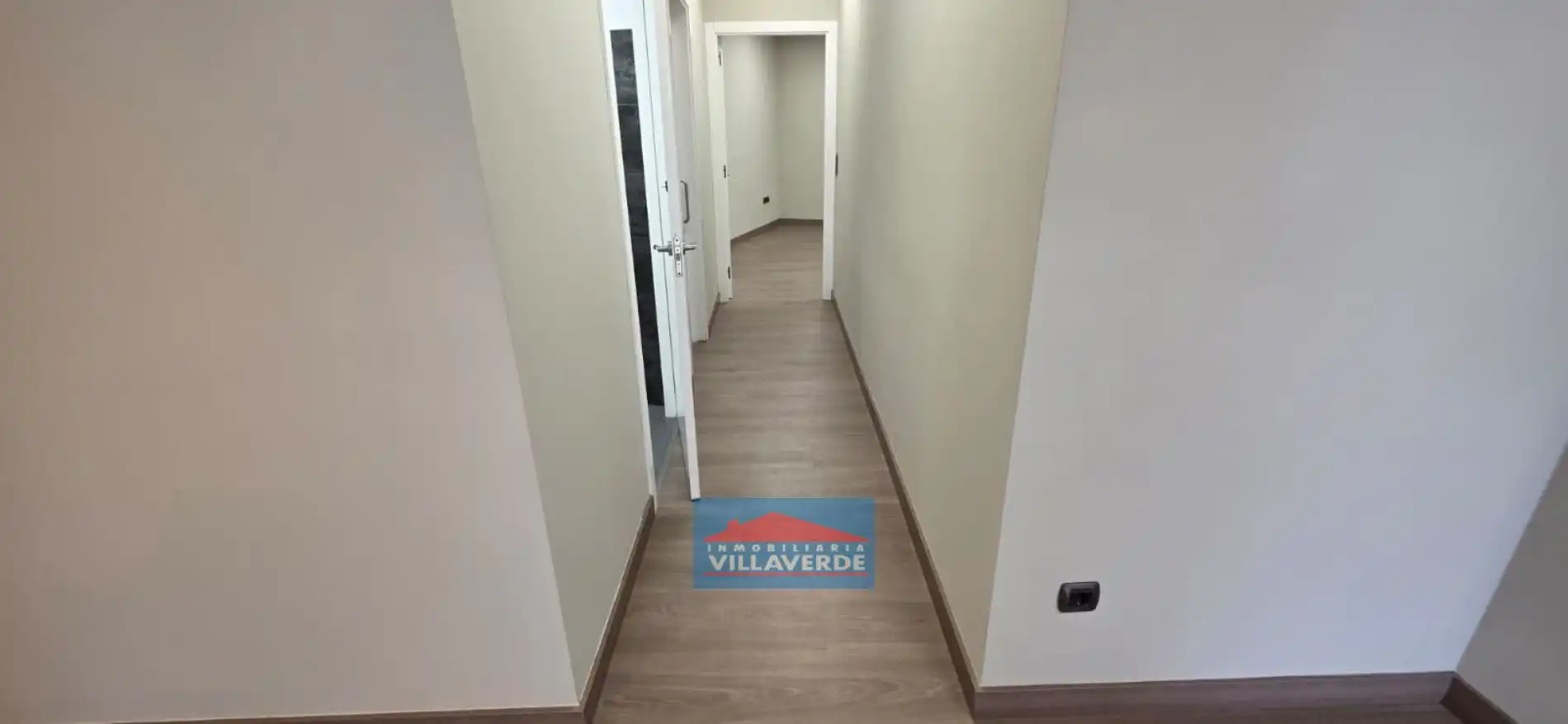 Business premises for sale in Coiro, imagen 3