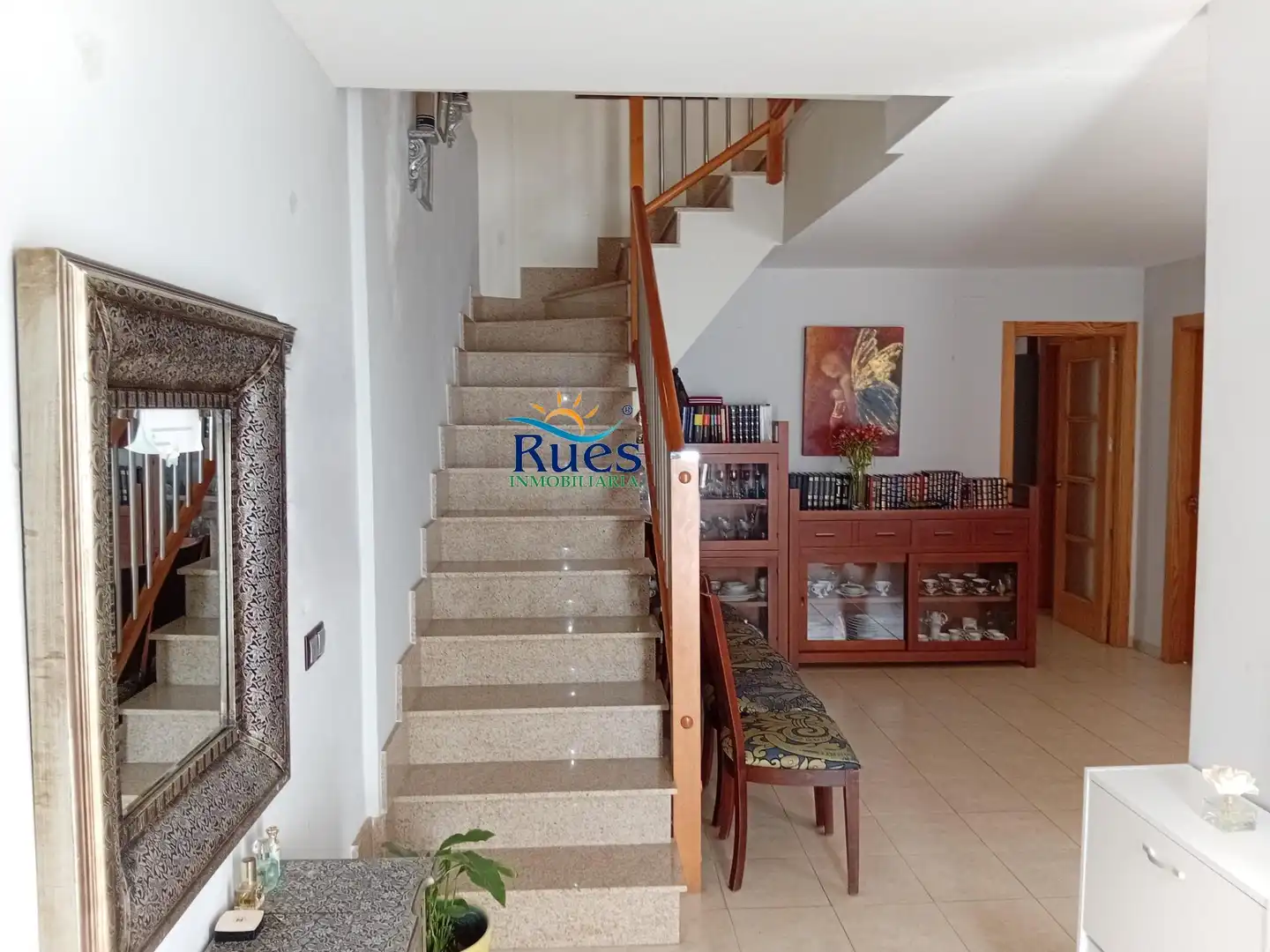 Einfamilien-Reihenhaus zum Verkauf in Torreblanca mit Terrasse, Balkon und Gemeinschaftspool