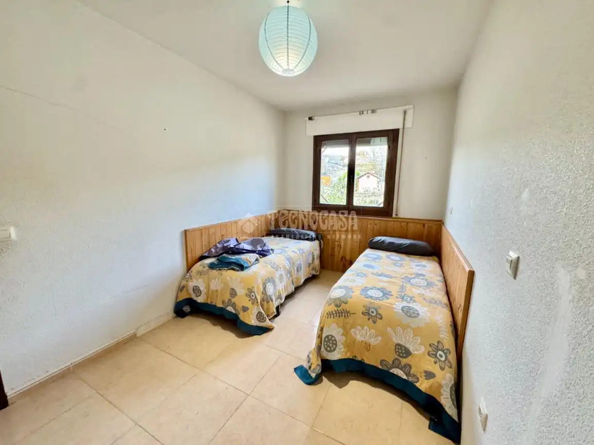 Casa adosada en venda a Espinosa de Henares - pueblo