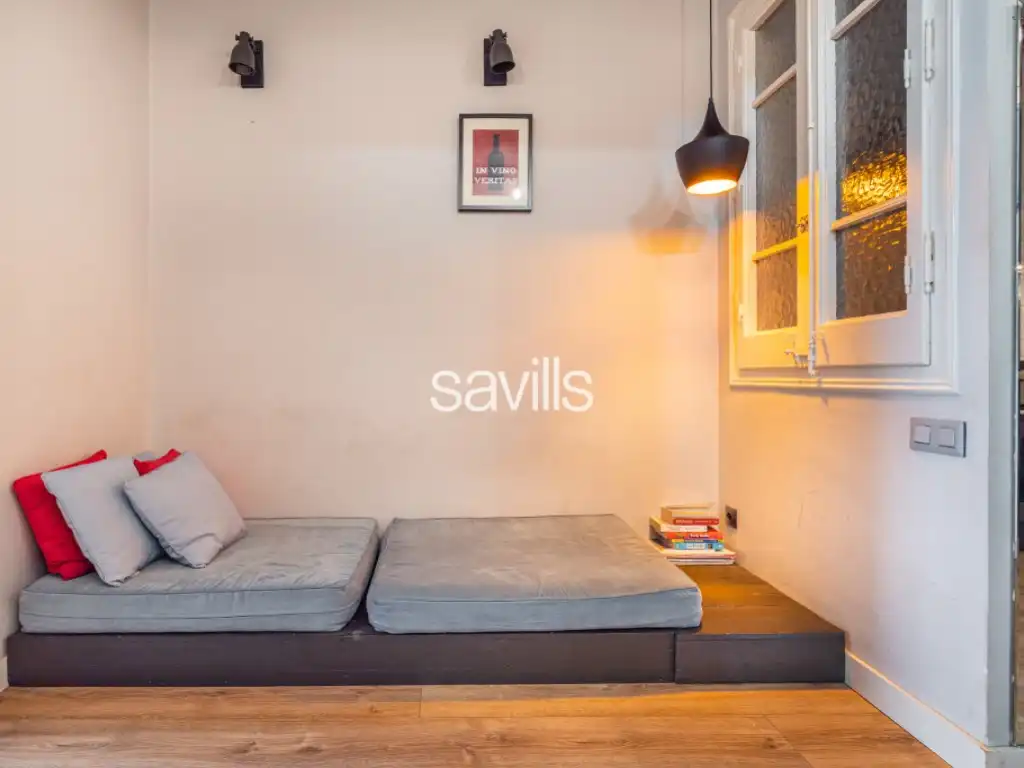 Habitación de Apartamento en venta en Barcelona con Aire acondicionado, Horno y Balcón